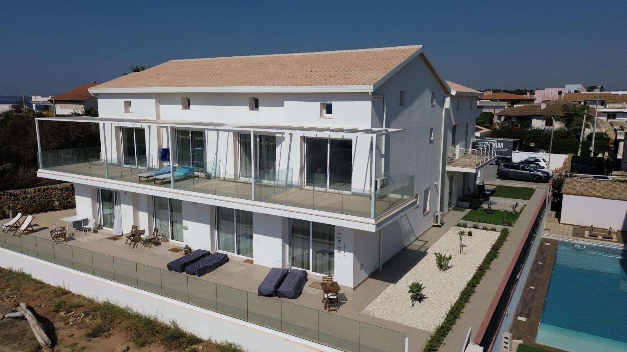 Astro Apartments With Direct Access On The Sea Of Noto Heritage Of Unesco Exteriör bild