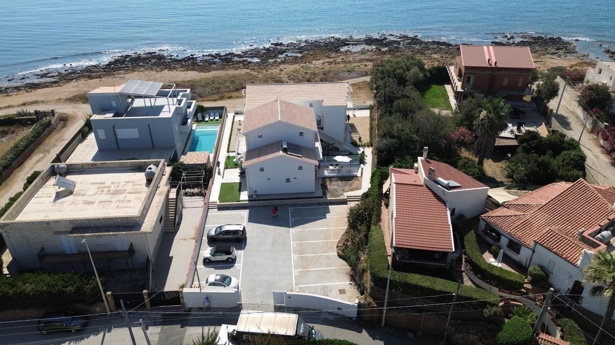 Astro Apartments With Direct Access On The Sea Of Noto Heritage Of Unesco Exteriör bild